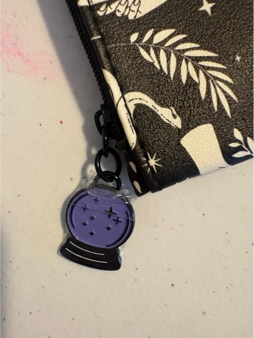 Ipsy Oct 2021 Zodiac Themed Bag wi/Crystal Ball Zipper